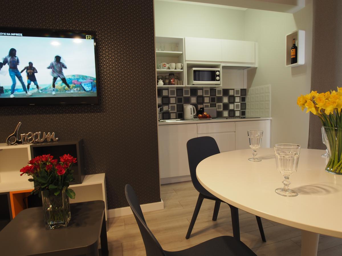 Grand Tourist Goth 1/5 Rajska Str Appartement Gdańsk Buitenkant foto